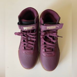 PUMA Women's Carina Mid Sneaker